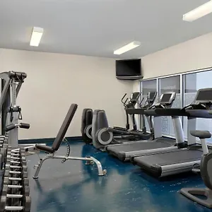 *** Hotel Four Points By Sheraton & West Canadá